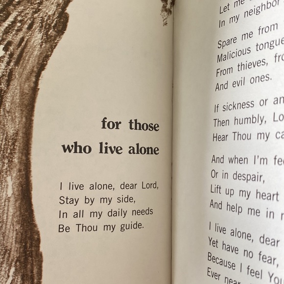 Into The Woods HC Book of Prayers Inspiration Verses 1973 Mint - Picture 9 of 10